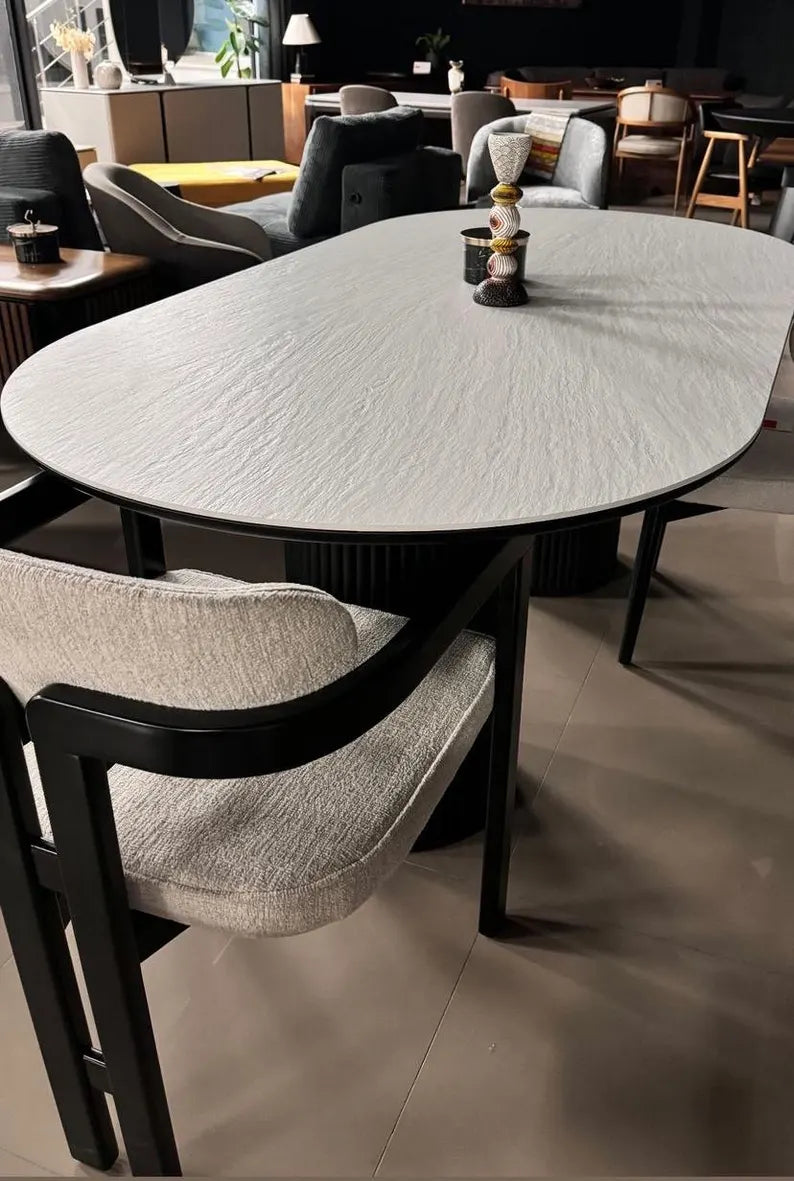 Table à Manger Ovale Bohème Verona – Bois Noir Mat